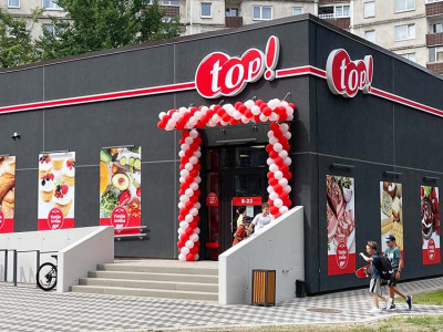 BUTIKKREYLLER - LEVERING OG MONTERING I DEN NYE BUTIKKEN I "TOPPEN" BUTIKKNETTVERK 2